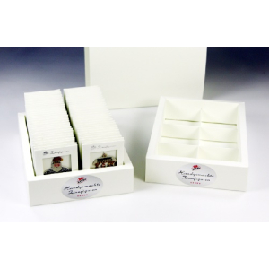 Verkaufsdisplay - passend f&uuml;r 60 K&uuml;hn-Zinnfiguren in Einzel-Geschenkverpackung
