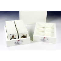 Verkaufsdisplay - passend f&uuml;r 60 K&uuml;hn-Zinnfiguren in Einzel-Geschenkverpackung